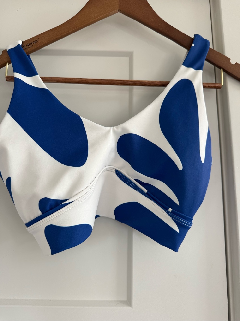Wilo The Label 2-Piece Activewear Set - XS Blue White Floral - Picture 2 of 14